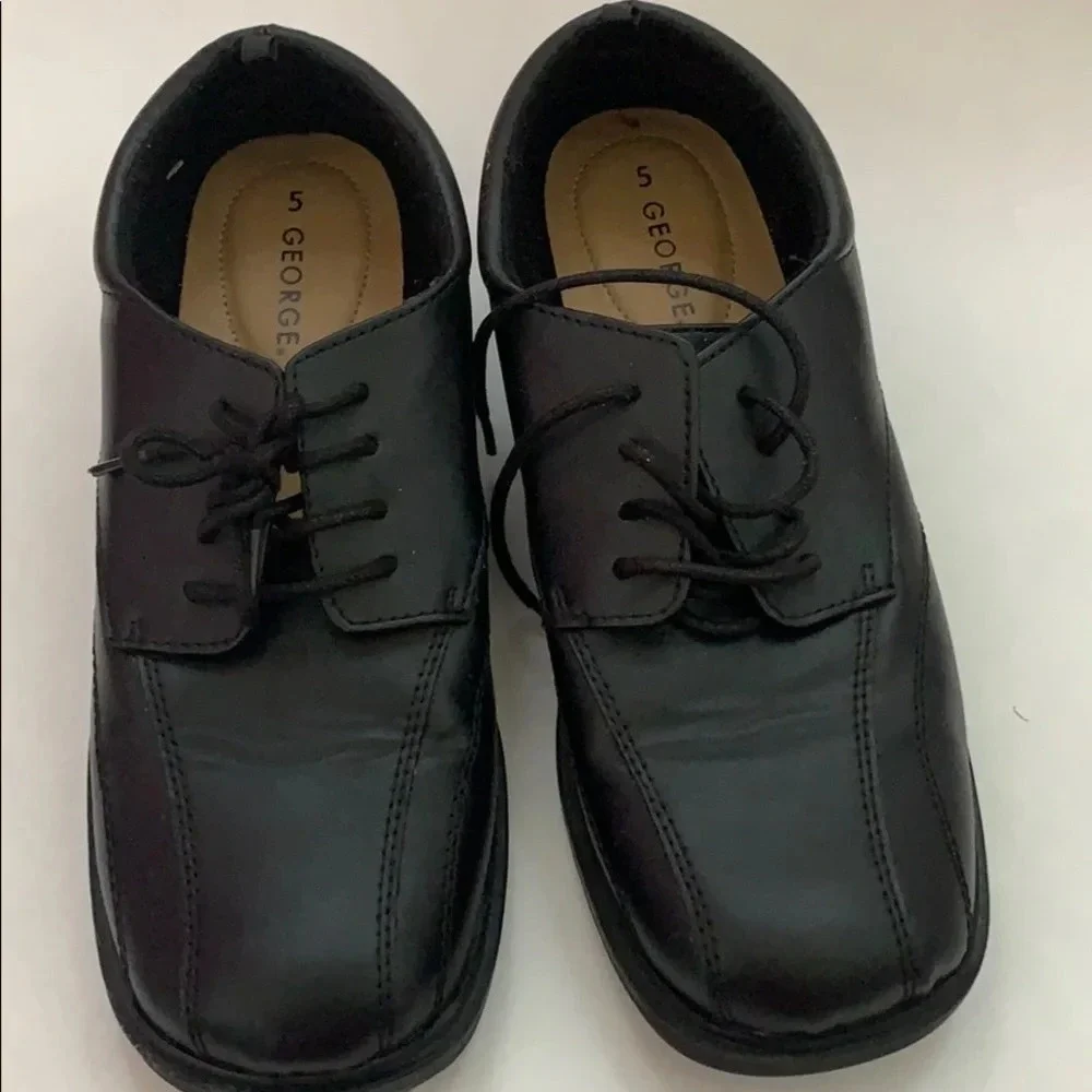 Boys Loafers size 5